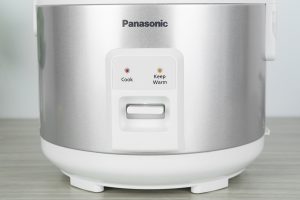 Nồi cơm nắp gài Panasonic 1 lít SR-MVN10LRAX