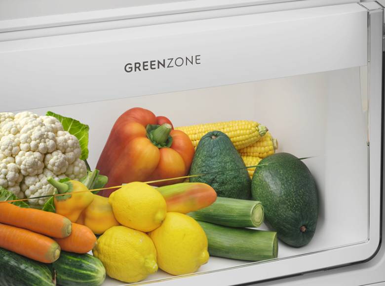 Tủ lạnh Electrolux Inverter 341 lít ETB3460L-B - Ngăn GreenZone