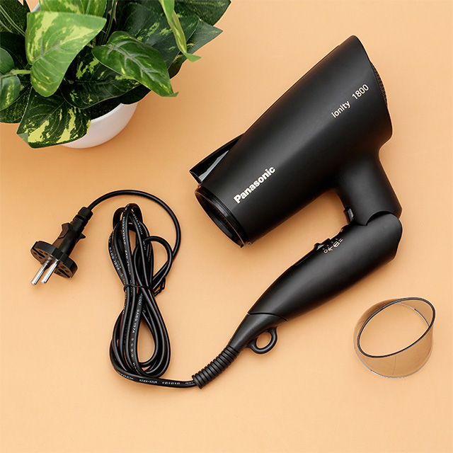 Máy sấy tóc 1800W Panasonic EH-NE27-K645 - Thiết kế Máy sấy tóc 1800W Panasonic EH-NE27-K645 - Thiết kế