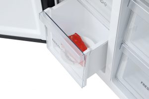 Tủ lạnh Aqua Inverter 550 lít Side By Side AQR-S612XA(WCB)