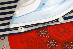 Bàn ủi hơi nước Philips GC1740 2000W