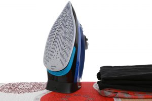 Bàn ủi hơi nước Philips GC3920 2500W