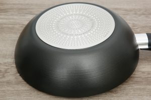 Chảo nhôm sâu chống dính vân đá đáy từ 28 cm Tefal Ultimate G2681972