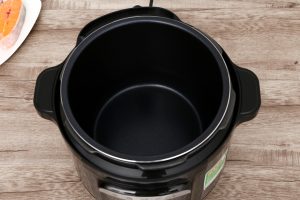 Nồi áp suất điện Tefal CY601868 6 lít