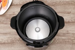 Nồi áp suất điện Tefal CY601868 6 lít