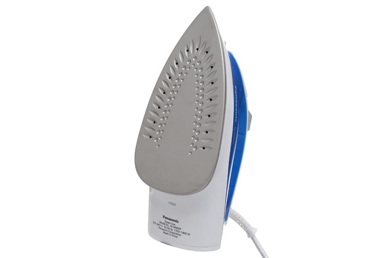 Bàn ủi hơi nước Panasonic NI-M300TARA-2