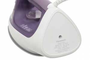 Bàn ủi hơi nước Panasonic NI-S630VRA 2400W