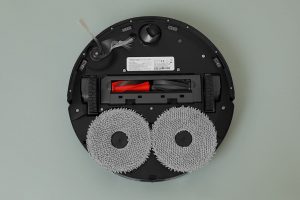 Robot hút bụi lau nhà Roborock Q Revo 5AE - Đen