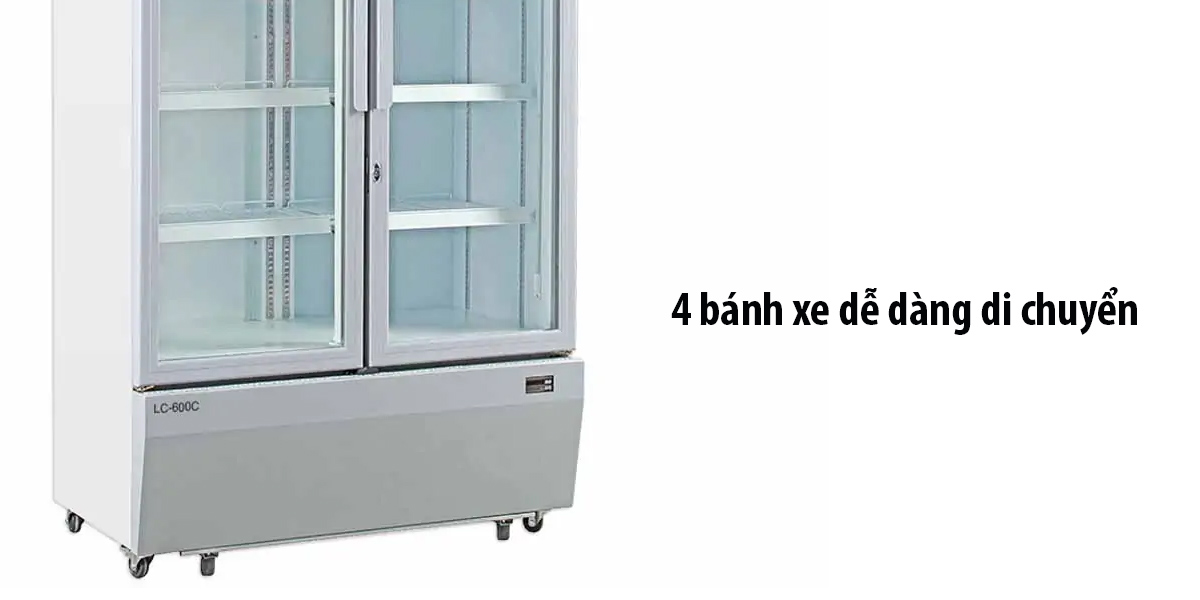 Tủ mát được trang bị 4 bánh xe, 2 bánh trước có khóa