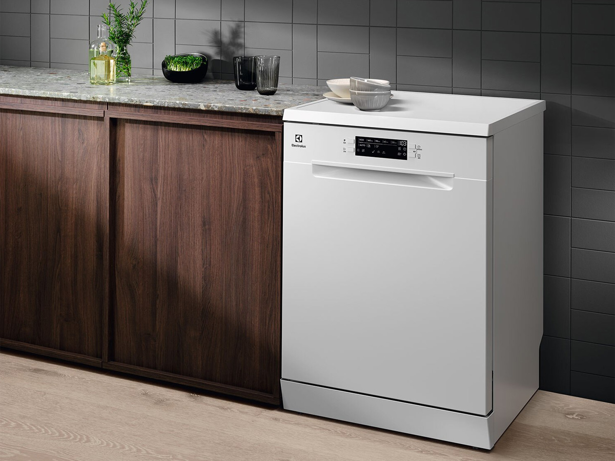 Máy rửa chén độc lập Electrolux ESA47200SW
