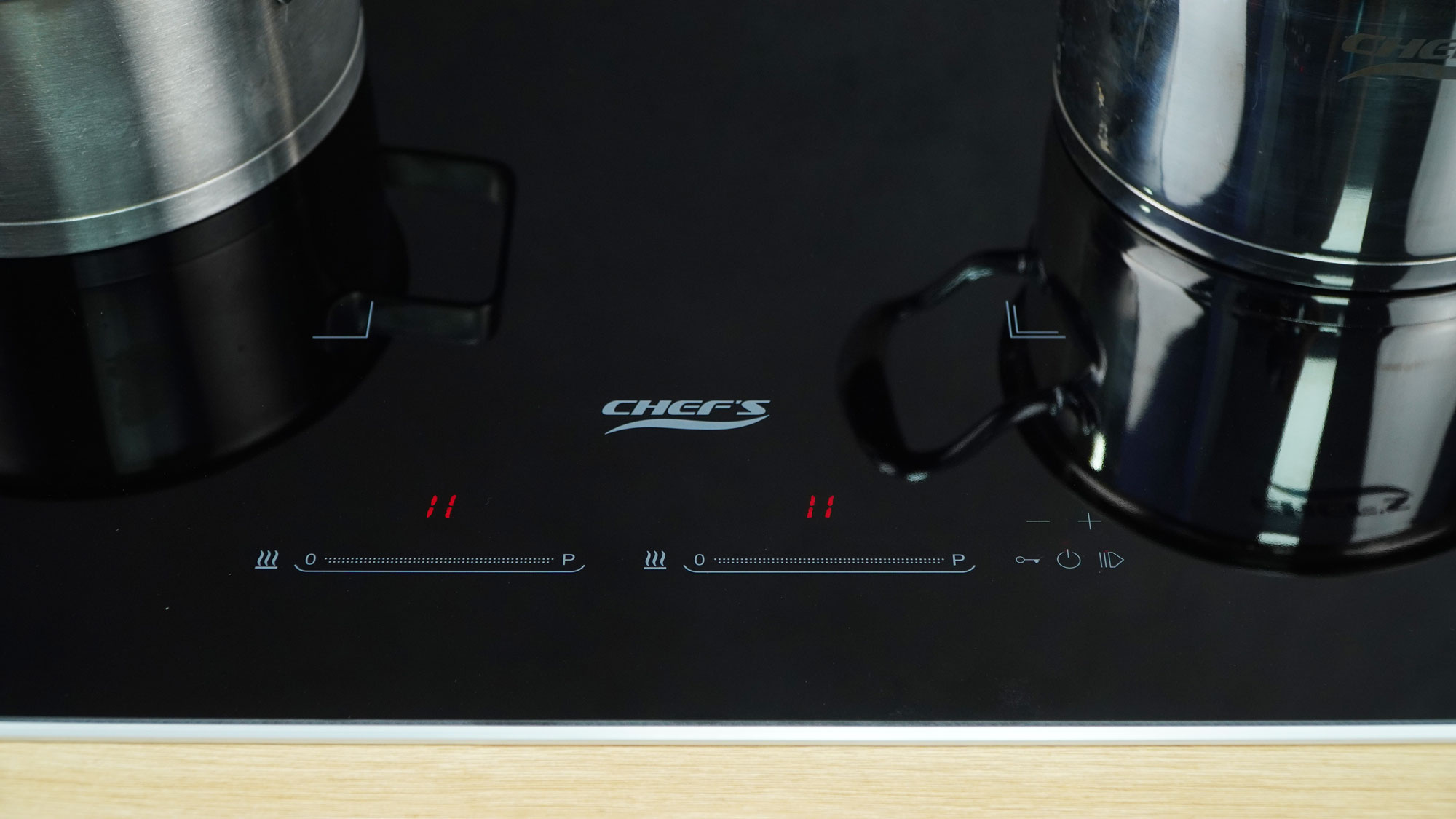 Tính năng tạm dừng trên bếp từ Chef's EH-DIH893