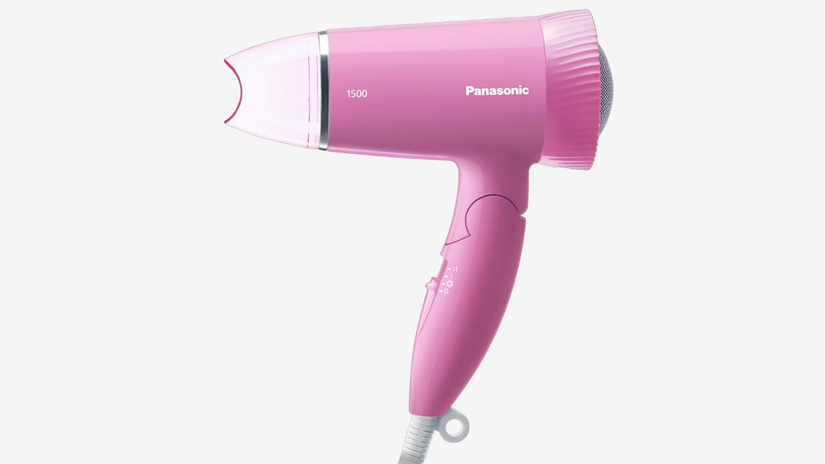 Panasonic EH-ND57-P645 hoạt động với công suất mạnh mẽ 1500W