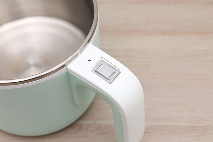 Nút điều khiển dạng nhấn nhỏ bé, dễ sử dụng của Bluestone MPB-7233 