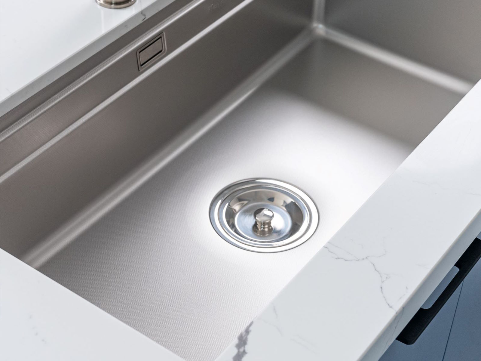 Chậu rửa bát Konox Sink Dekor 7644SU