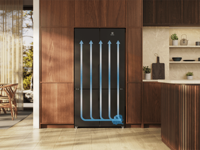 Tủ lạnh Electrolux EQE5700B-B tiết kiệm điện thông minh