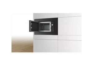 Lò vi sóng Bosch dung tích 20L BEL653MB3