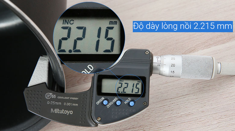 Lòng nồi dày dặn - Nồi cơm điện cao tần Kangaroo 1.8 lít KG18RIH1