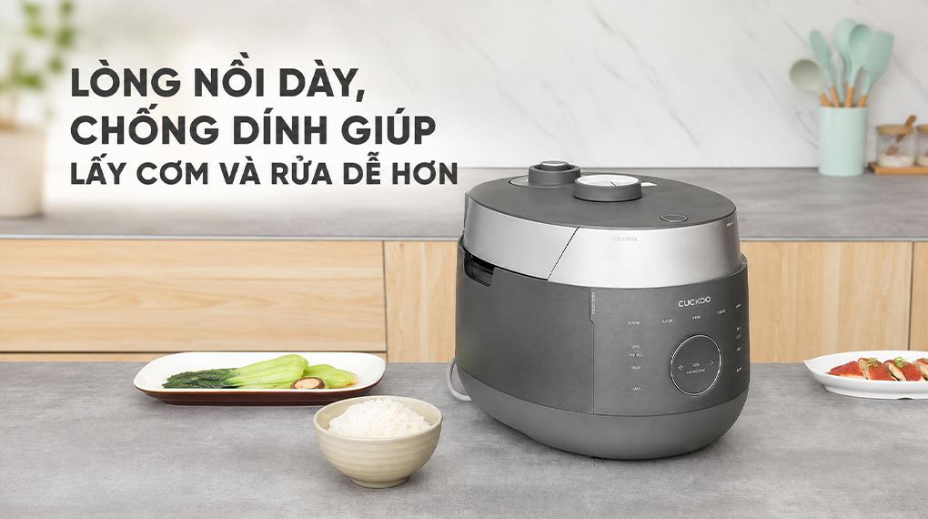 Lòng nồi dày, chống dính giúp lấy cơm và rửa dễ hơn - Nồi cơm áp suất cao tần Cuckoo 1.8 lít CRP-LHBR1000F