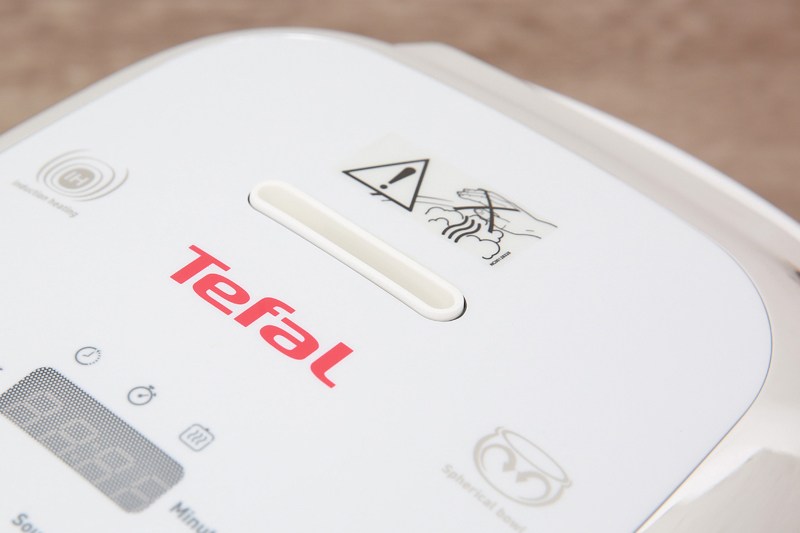 Van thoát hơi thông minh - Nồi cơm điện từ Tefal RK 604165